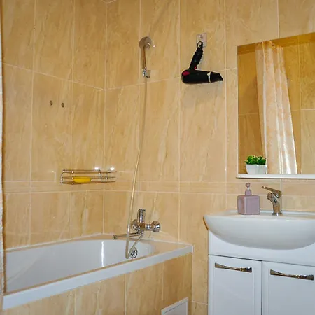 центр новострой новая большая однокомнатная со всеми удобствами * Mukatjeve